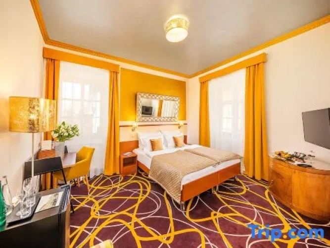 Deluxe Single room