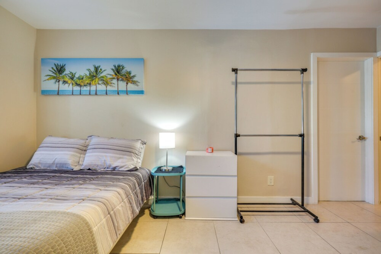 1 Mi to Pompano Beach Pier: Pet-friendly Studio!