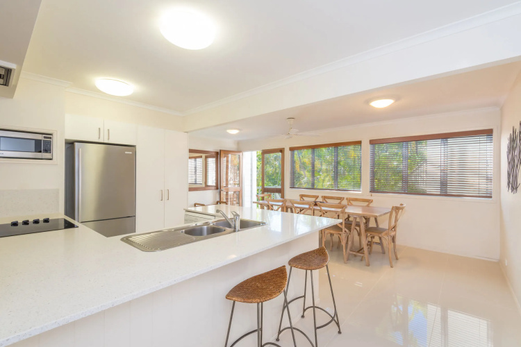 Noosa Outrigger Beach Resort