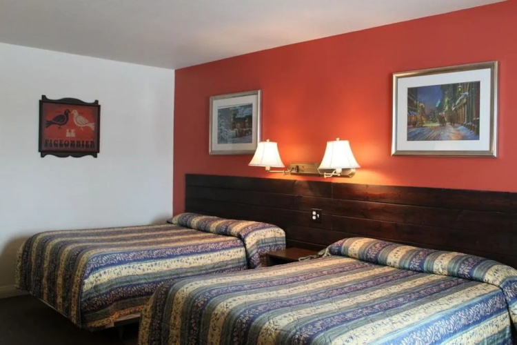 Auberge Motel Le Pigeonnier