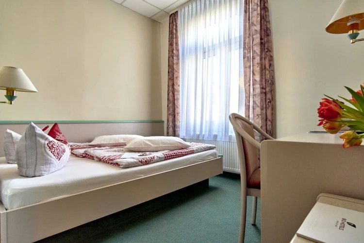 Economy Double room Railway Side