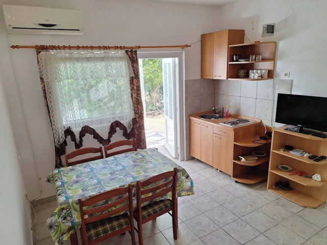 Apartment Renchy Seline
