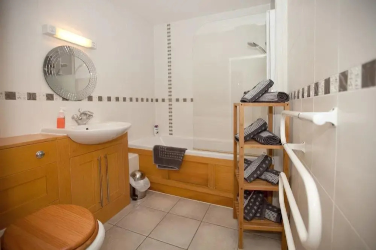 Riverbank View Apartment