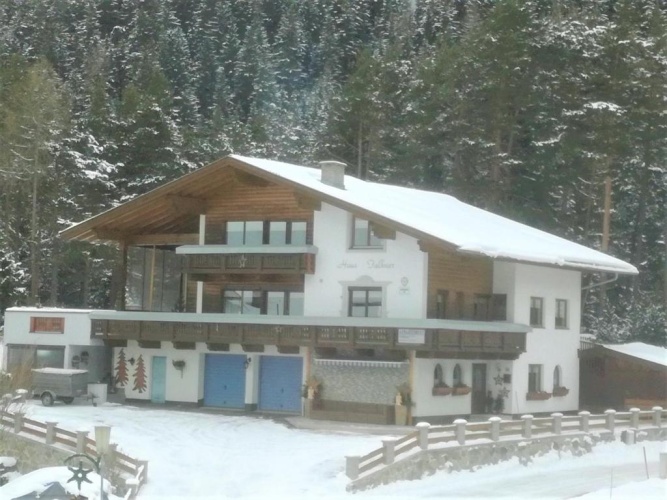 1 Bedroom Basement Apartment