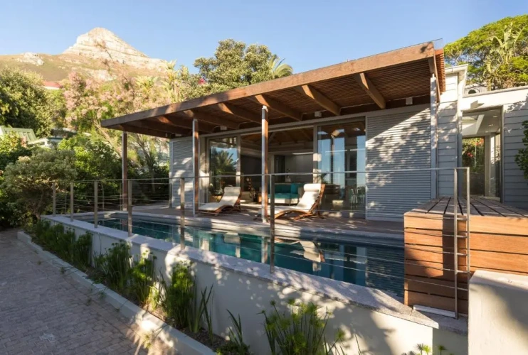 3 Bedrooms Cottage