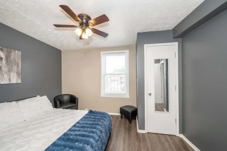 Monmouth Loft 4