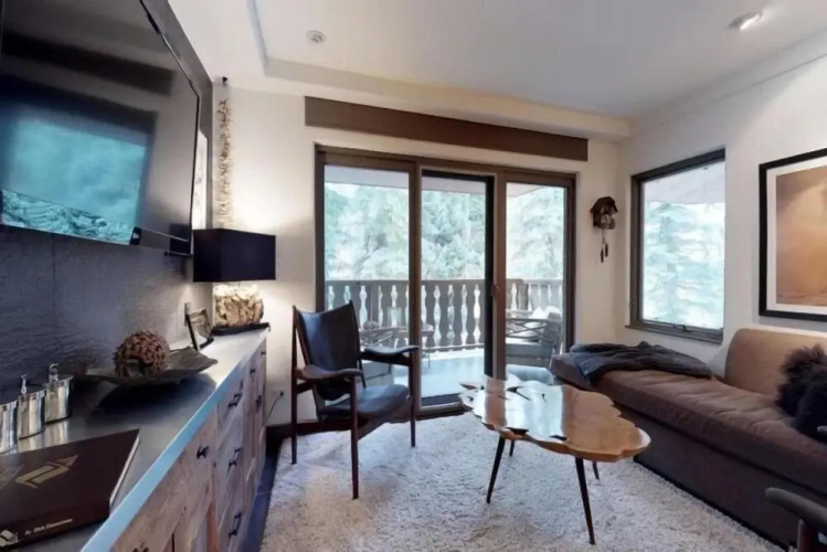 2 Bedroom