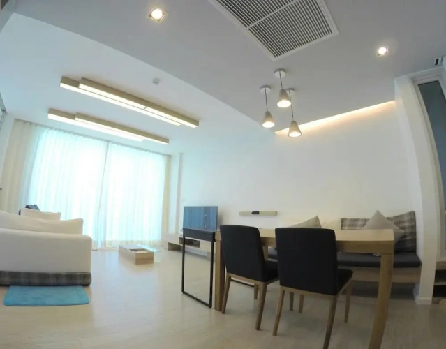 2 Bedrooms Apartment with balcony and with view