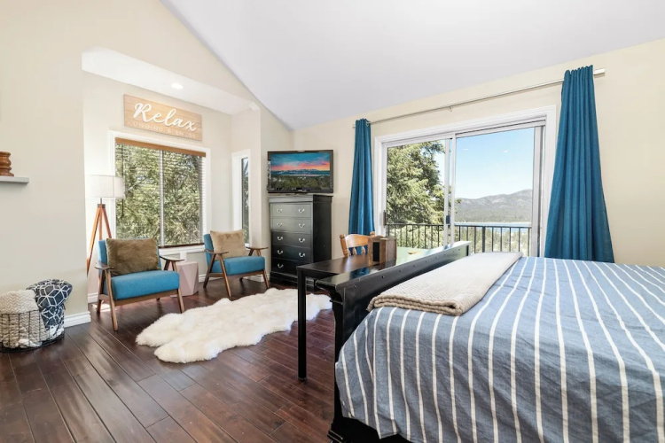 BB Lake view Lodge