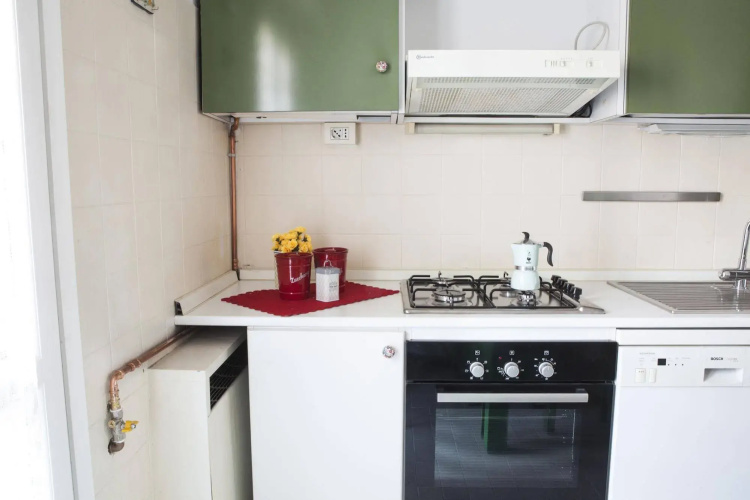 Alessia's Flat - Bright and Spacious