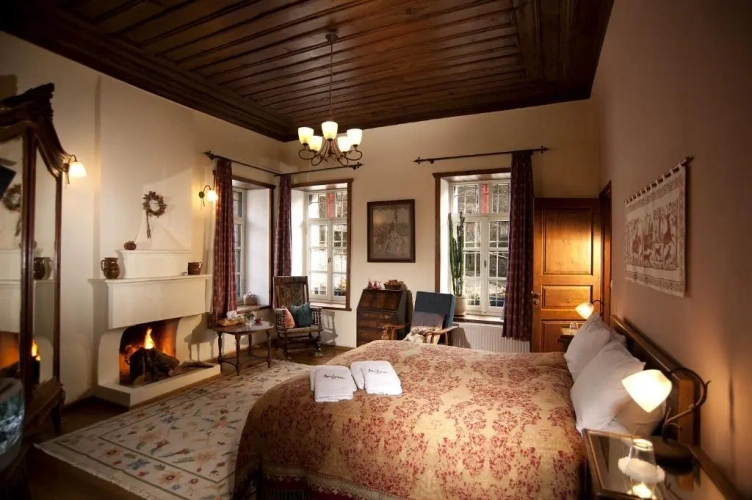 Junior Suite with balcony and with view