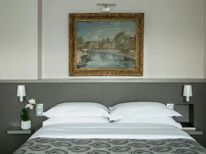Deluxe Double room with balcony