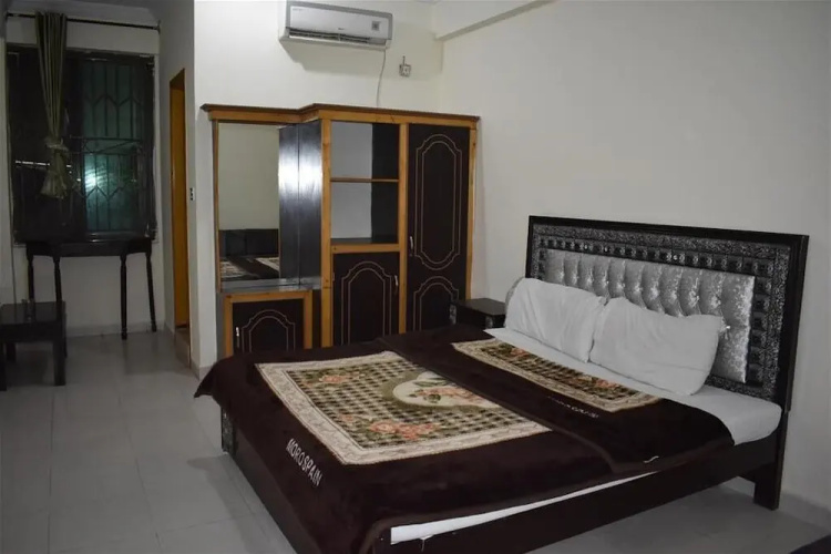 Mehran Hotel