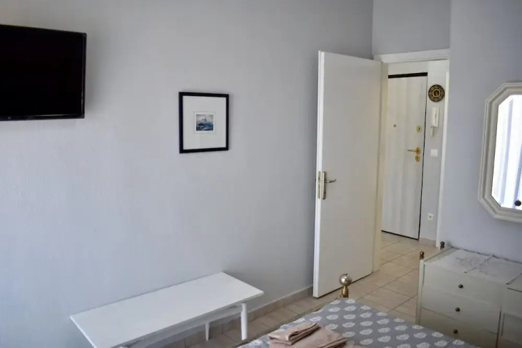 Alkyon Perea Apartments