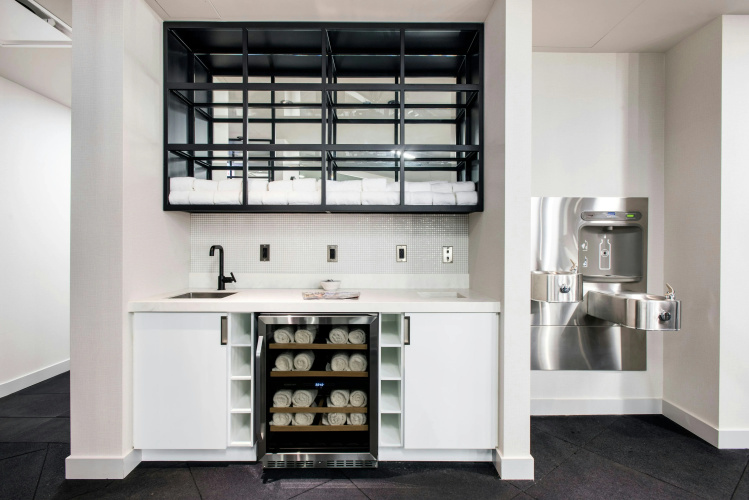 LondonHouse Chicago, Curio Collection by Hilton photo 30