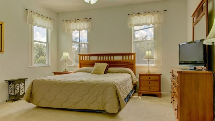 4 Bedrooms Classic Cottage