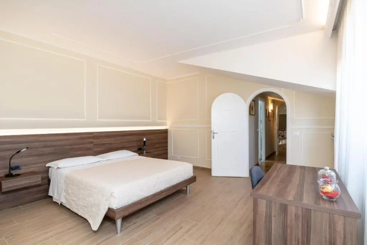 Deluxe Double room with balcony