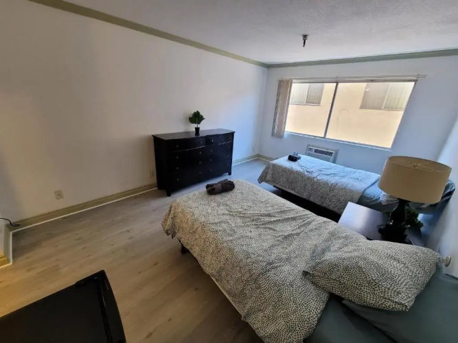 Warm Unit W-Private Bath-C04