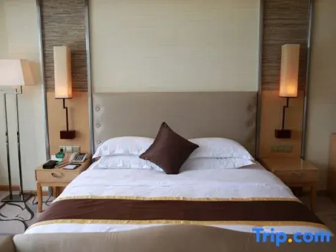 Deluxe Double Suite