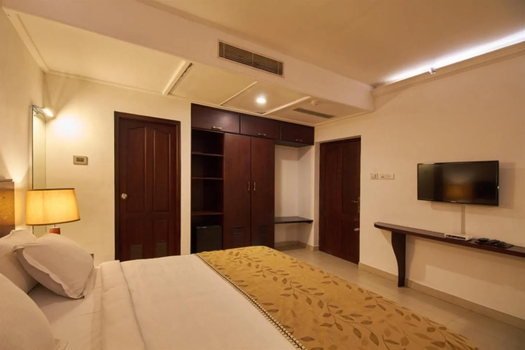 No 18 Hotel