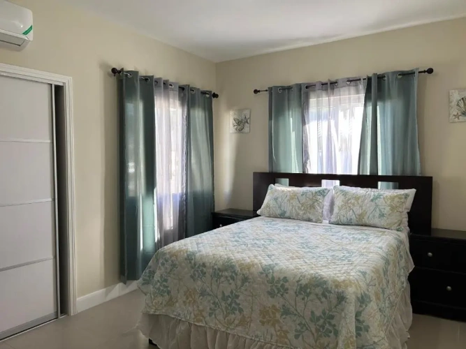 2 Bedrooms Cottage