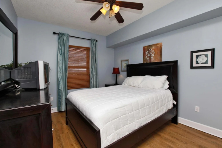 Sunrise Beach Resort - PCB BY PHG