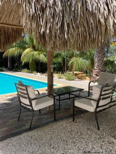Apartment with pool view