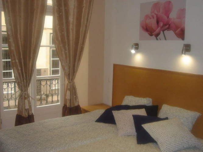 DownTown Guest House