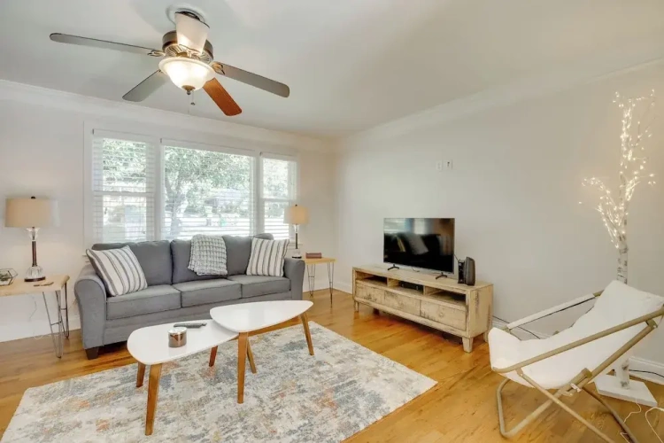 2 Bedrooms Cottage