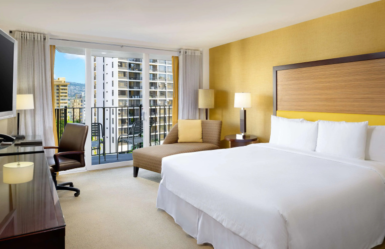 Hilton Waikiki Beach Resort & Spa