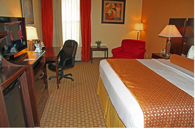 Best Western Plus Universal Inn