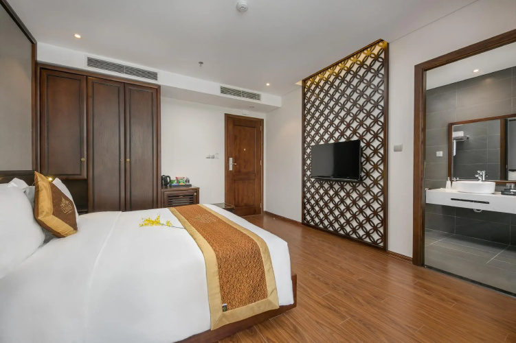 Cosmos Hotel Danang