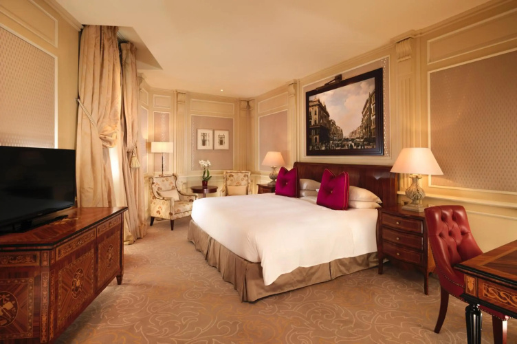 Principe Di Savoia Hotel