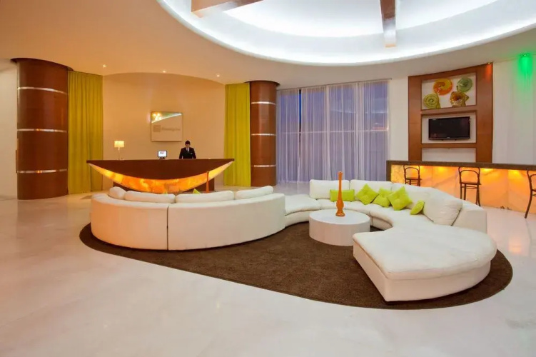 Holiday Inn
