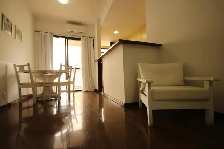 GoHouse Raul 706