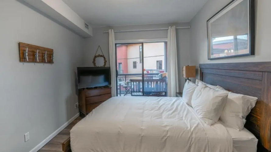 Bright and Airy Condo With Pool! #454