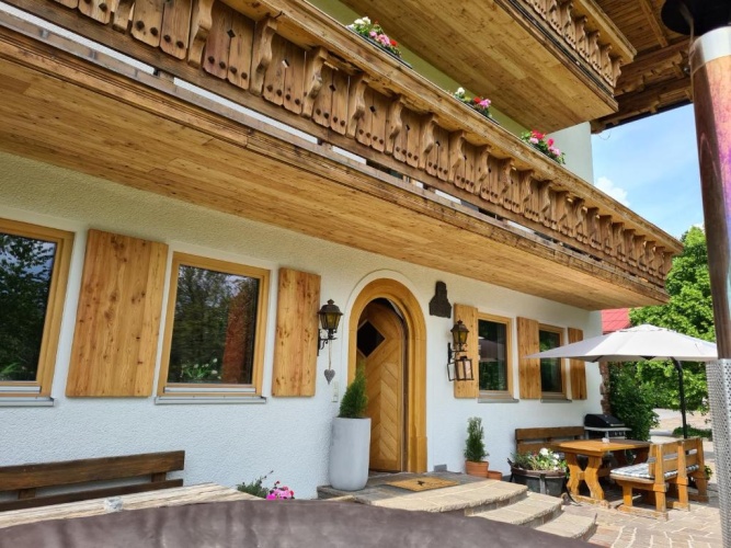 Triple Cottage