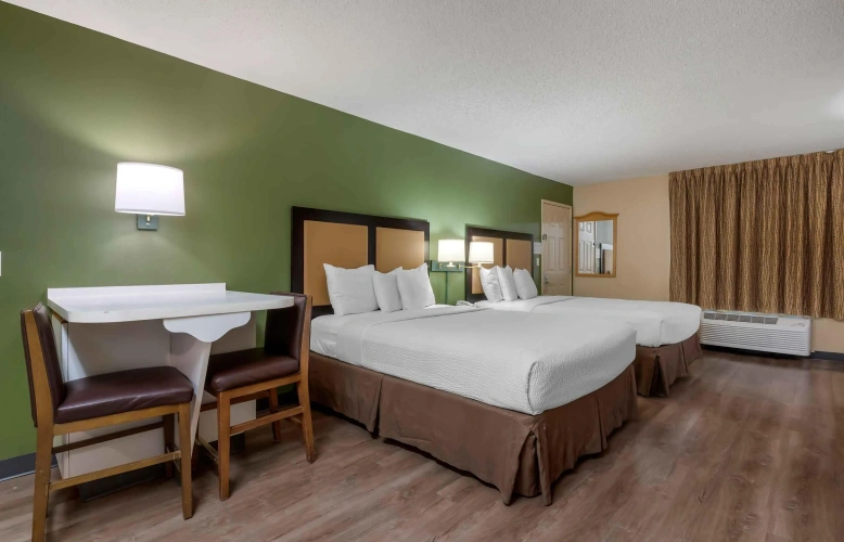 Quadruple Suite