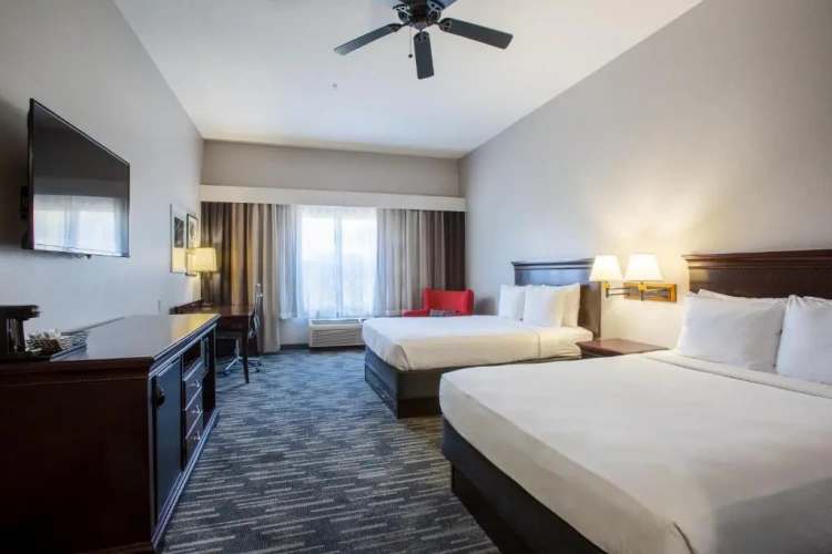 Standard Quadruple room