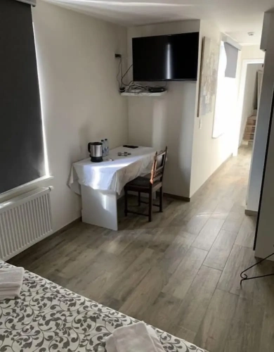 Deluxe Double room with city view