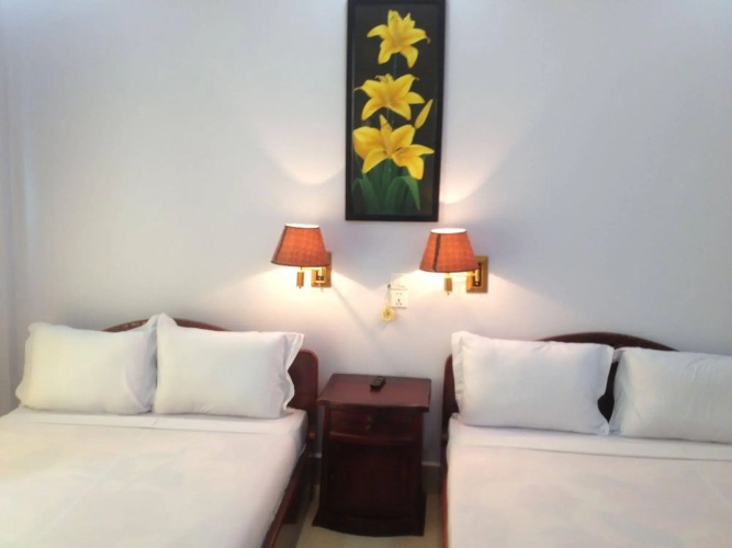 Golden River Resort