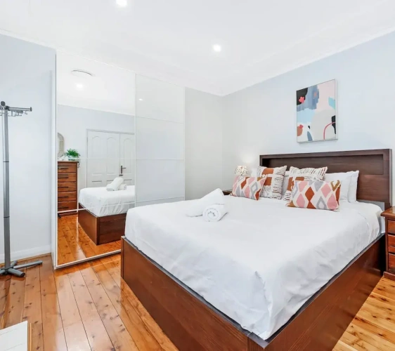 2 Bedrooms Cottage