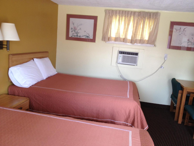 Caravan Motel