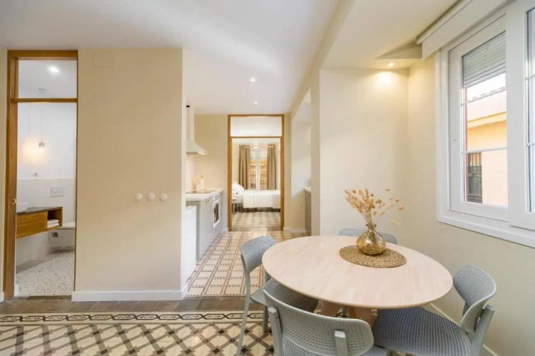 1 Bedroom Apartment