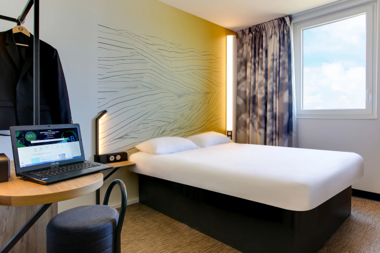 B&B HOTEL Reims Croix Blandin