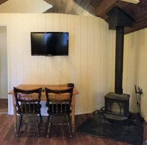 1 Bedroom Standard room with mountain view