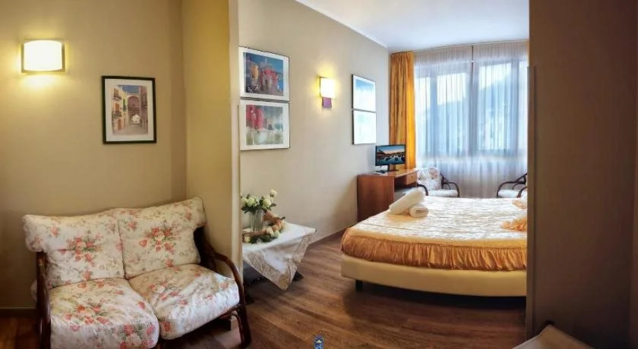 Hotel Italia