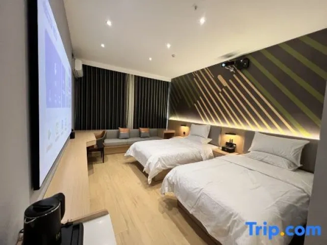 Standard Family room
