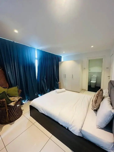 Embassy Gardens Studio Suite