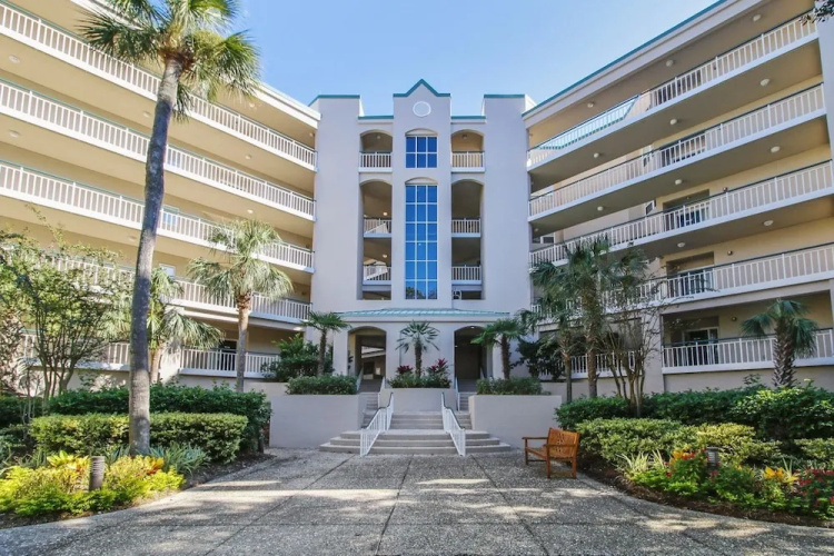 Windsor Place 308